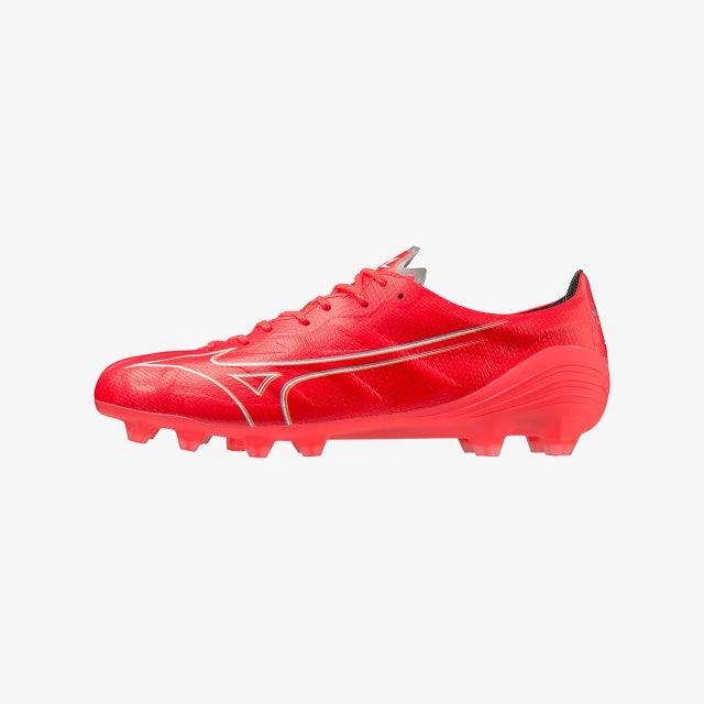 Shop the latest football boots STRIKE SPORTS CO